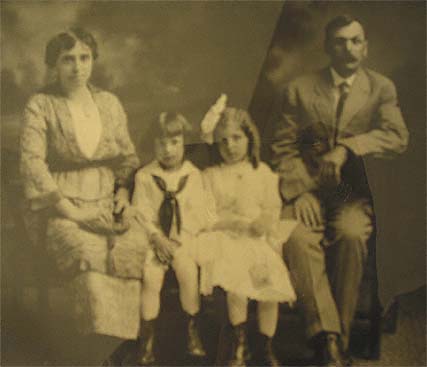 family_portrait_boise_1921_wmk_0